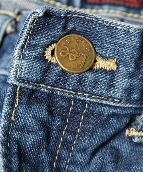 Lee（リー）の「Lee(リー） C アンクルスリム デニムパンツ（デニムパンツ・レディース・ライトブルー/ネイビー・X-SMALL/SMALL/MEDIUM）」の10枚目の写真