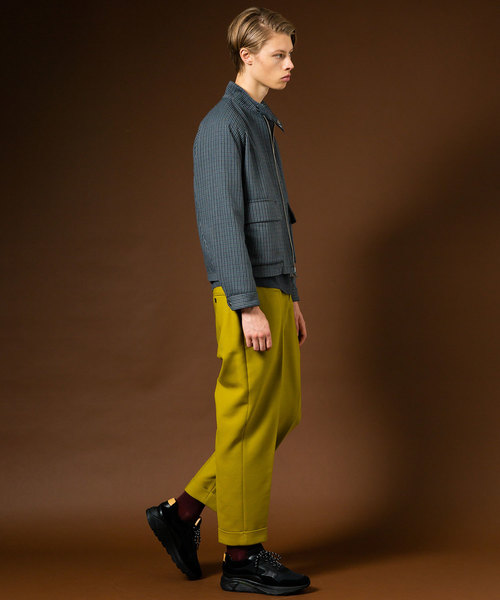 UNITED TOKYO（ユナイテッドトウキョウ）の「ダブルフェイスストレッチワイドテーパードパンツ（その他パンツ・メンズ・ブラック/キャメル/グリーン/イエロー・1/2/3）」の15枚目の写真