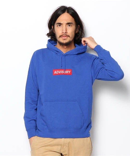 WEGO(ウィゴー)の「WEGO/ワッペンBOXロゴプルパーカー(パーカー・メンズ・ブラック/杢グレー/ブルー/ホワイト/ネイビー/ワイン・MEDIUM/LARGE)」の5枚目の写真