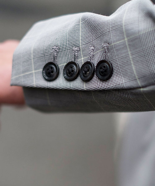 GOSTAR DE FUGA（ゴスタール ジフーガ）の「チェックTRテーラード（テーラードジャケット・メンズ・ブラック×グレー・M/L/XL）」の9枚目の写真