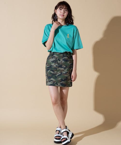 WEGO（ウィゴー）の「WEGO/ワンポイントフルーツ刺繍Tシャツ（Tシャツ/カットソー・メンズ・パープル/ターコイズブルー/ホワイト/ピンク・LARGE/MEDIUM/SMALL）」の8枚目の写真