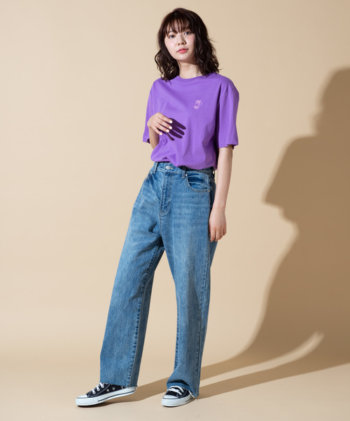 WEGO（ウィゴー）の「WEGO/ワンポイントフルーツ刺繍Tシャツ（Tシャツ/カットソー・メンズ・パープル/ターコイズブルー/ホワイト/ピンク・LARGE/MEDIUM/SMALL）」の5枚目の写真