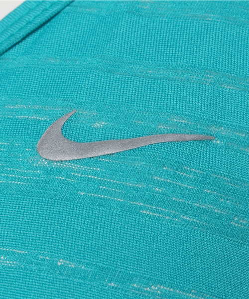 SHIPS for women（シップスフォーウィメン）の「NIKE: DRI-FIT ストライプ タンクトップ（タンクトップ・レディース・ピンク/グリーン/ライトグリーン・MEDIUM/LARGE/SMALL）」の9枚目の写真