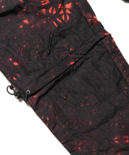 MYne(マイン)の「MYne/マイン dyed nylon pants タイダイ柄ナイロンパンツ(その他パンツ・メンズ・グリーン/レッド・S/M/L)」の16枚目の写真