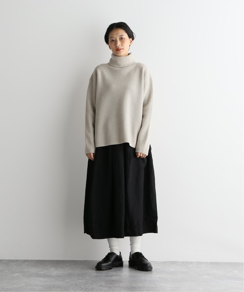 JOURNAL STANDARD LUXE(ジャーナルスタンダード ラックス)の「アゼキョウシュク タートルプルオーバー(ニット/セーター・レディース・ベージュ/ブラウン・FREE)」の15枚目の写真