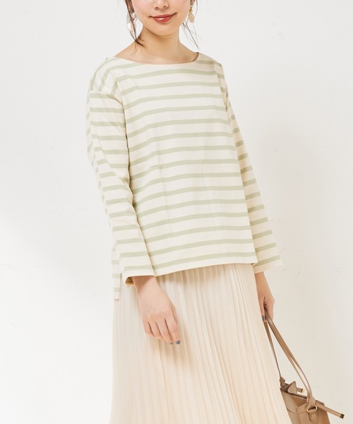 natural couture（ナチュラルクチュール）の「春色ボーダーボートネックT（Tシャツ/カットソー・レディース・ベージュ/ネイビー/イエロー/ミント・FREE）」の3枚目の写真