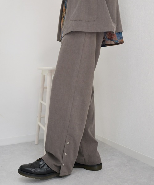 kutir（クティール）の「ワイドストレートパンツ　セットアップ（その他パンツ・メンズ・ライトグレー/チャコールグレー/ダークブラウン・LARGE/MEDIUM）」の19枚目の写真