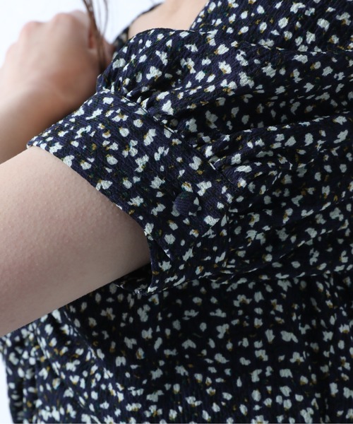 Heather（ヘザー）の「シャーリングハナガラワンピース　885876（ワンピース・レディース・ネイビー/ベージュ系その他/ブルー系その他/グリーン・FREE）」の12枚目の写真