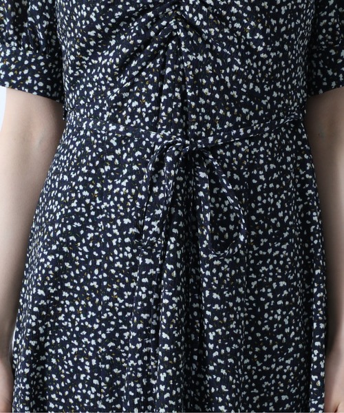 Heather（ヘザー）の「シャーリングハナガラワンピース　885876（ワンピース・レディース・ネイビー/ベージュ系その他/ブルー系その他/グリーン・FREE）」の13枚目の写真