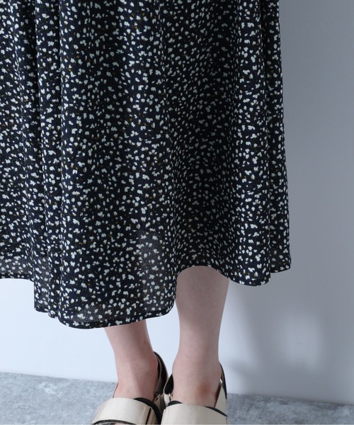 Heather（ヘザー）の「シャーリングハナガラワンピース　885876（ワンピース・レディース・ネイビー/ベージュ系その他/ブルー系その他/グリーン・FREE）」の14枚目の写真