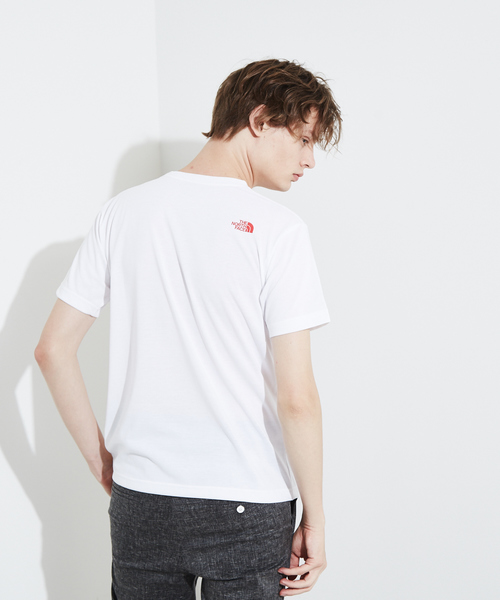 THE NORTH FACE（ザノースフェイス）の「【THE NORTH FACE】 Colored ビックロゴ 半袖Tシャツ（Tシャツ/カットソー・メンズ・ブラック/レッド/イエロー・2/3）」の5枚目の写真