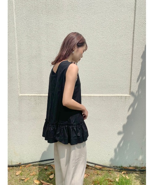 DAIS-Y(デイジー)の「前後2wayノースリーブブラウス(シャツ/ブラウス・レディース・ブラック/アイボリー・FREE)」の8枚目の写真