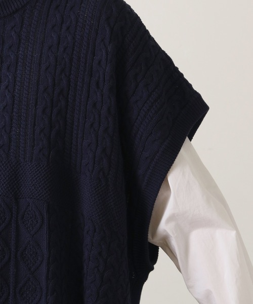 FRAPBOIS（フラボア）の「リースベスト（ニット/セーター・レディース・ネイビー/ブラック・1/2）」の6枚目の写真