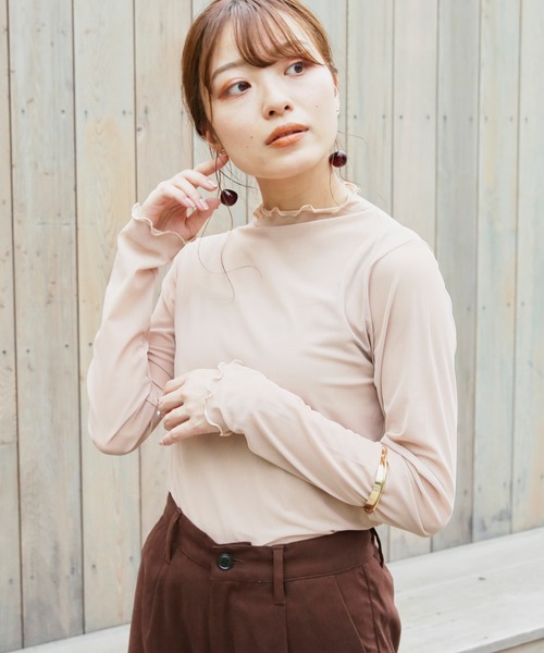 VANNIE U（ヴァニーユー）の「ハイネックチュールT（Tシャツ/カットソー・レディース・ブラウン/ベージュ・FREE）」の15枚目の写真