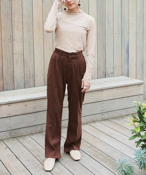 VANNIE U（ヴァニーユー）の「ハイネックチュールT（Tシャツ/カットソー・レディース・ブラウン/ベージュ・FREE）」の16枚目の写真