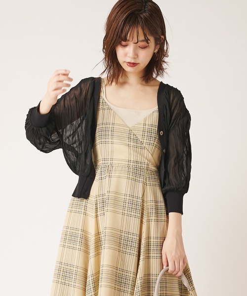 natural couture(ナチュラルクチュール)の「ほんのりシアークリンクルブラウスカーデ(カーディガン/ボレロ・レディース・ブラック/ベージュ/アイボリー/ピンクベージュ・FREE)」の9枚目の写真