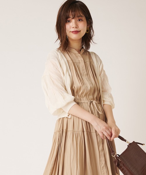 natural couture(ナチュラルクチュール)の「ほんのりシアークリンクルブラウスカーデ(カーディガン/ボレロ・レディース・ブラック/ベージュ/アイボリー/ピンクベージュ・FREE)」の16枚目の写真