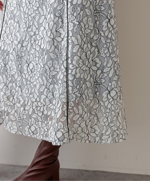 natural couture（ナチュラルクチュール）の「ハイウエストパイピング使いジャンスカ（ワンピース・レディース・オフホワイト/ブラック/モカ・FREE）」の11枚目の写真