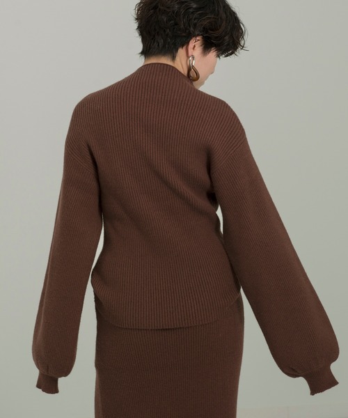 Ambre Neige(アンブルネージュ)の「ボリュームソデリブニット/【WEB/EC限定商品】(ニット/セーター・レディース・ブラック/ダークブラウン・FREE)」の18枚目の写真