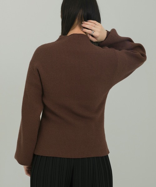 Ambre Neige(アンブルネージュ)の「ボリュームソデリブニット/【WEB/EC限定商品】(ニット/セーター・レディース・ブラック/ダークブラウン・FREE)」の22枚目の写真
