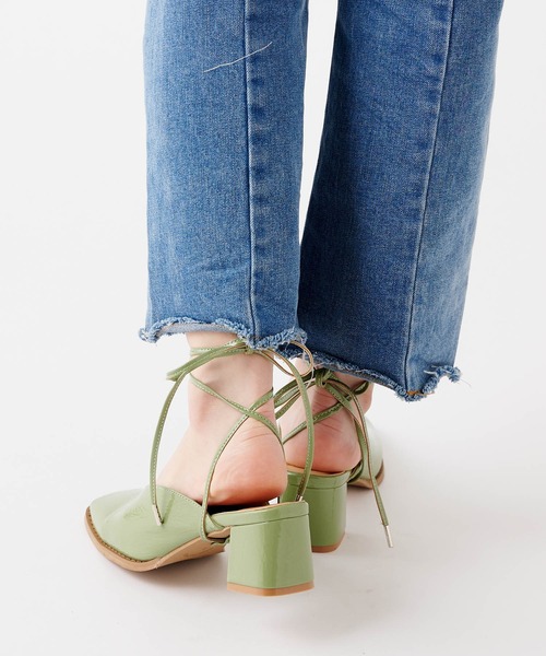 Chico(チコ)の「レースアップスクエアミュール(パンプス・レディース・アイボリー/ブラック/ミント・SMALL/MEDIUM/LARGE)」の3枚目の写真