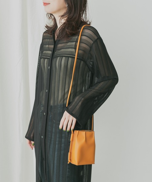 KBF+(ケービーエフプラス)の「KBF+ 幾何学柄レースシャツワンピース(ワンピース・レディース・ブラック/オフホワイト・ONE)」の10枚目の写真