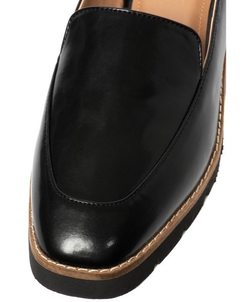 REZOY（リゾイ）の「【21SS新作】【REZOY】スクエアトゥヴァンプローファー（ローファー・レディース・アイボリー/ブラック・S/M/L）」の5枚目の写真