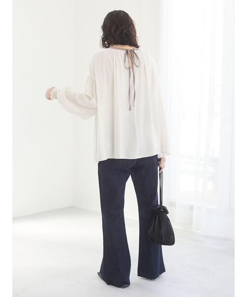 Green　Parks（グリーンパークス）の「ブーツカットデニムパンツ＊（デニムパンツ・レディース・アイボリー/ワンウォッシュ/ライトインディゴブルー・L/M）」の7枚目の写真