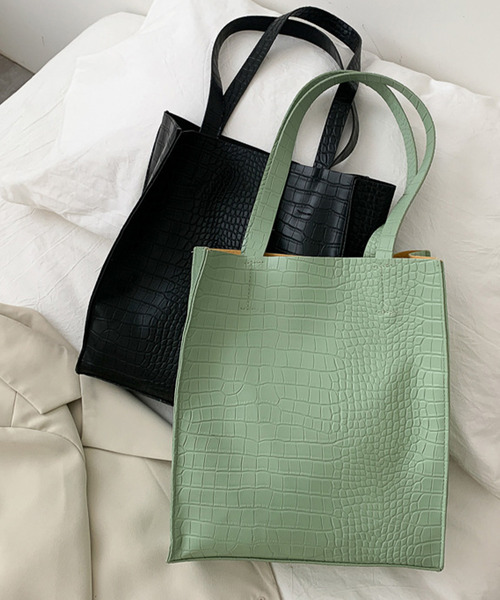 JUNOAH（ジュノア）の「型押しトートバッグ（トートバッグ・レディース・ブラック/ホワイト/パープル/グリーン/ブルー・FREE）」の17枚目の写真