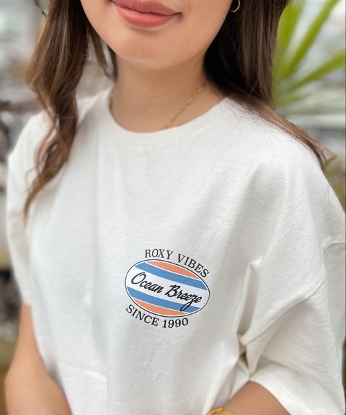 ROXY（ロキシー）の「【ZOZOTOWN限定アイテム】BACK CIRCLE TEE/ロキシーバックプリントオーバルロゴ半袖Tシャツ（Tシャツ/カットソー・レディース・ブラック/ブルー/ナチュラル・FREE）」の10枚目の写真