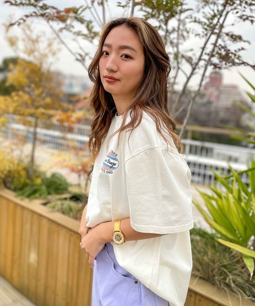 ROXY（ロキシー）の「【ZOZOTOWN限定アイテム】BACK CIRCLE TEE/ロキシーバックプリントオーバルロゴ半袖Tシャツ（Tシャツ/カットソー・レディース・ブラック/ブルー/ナチュラル・FREE）」の16枚目の写真