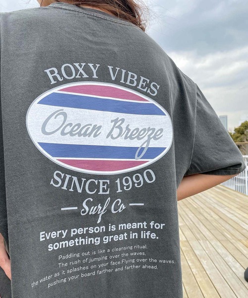 ROXY（ロキシー）の「【ZOZOTOWN限定アイテム】BACK CIRCLE TEE/ロキシーバックプリントオーバルロゴ半袖Tシャツ（Tシャツ/カットソー・レディース・ブラック/ブルー/ナチュラル・FREE）」の15枚目の写真