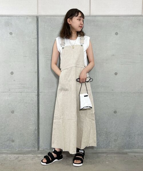 fredy repit（フレディレピ）の「リネンスラブジャンスカ（ジャンパースカート・レディース・チャコールグレー/ベージュ/サックスブルー・38）」の18枚目の写真