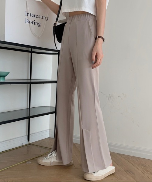 ABITOKYO（アビトーキョー）の「センタースリットストレッチカットセミフレアパンツ（その他パンツ・レディース・ベージュ/ピンクベージュ/グリーン/レンガ/ブラック/サックスブルー・S/M）」の3枚目の写真