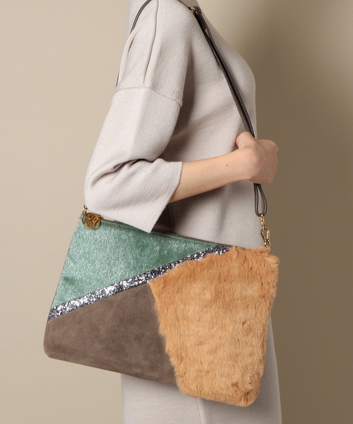 BEAUTY&YOUTH UNITED ARROWS（ビューティーアンドユースユナイテッドアローズ）の「BYSF KIRALY POMERY 2WAY クラッチショルダー（クラッチバッグ・レディース・モカ/ネイビー・フリー）」の16枚目の写真