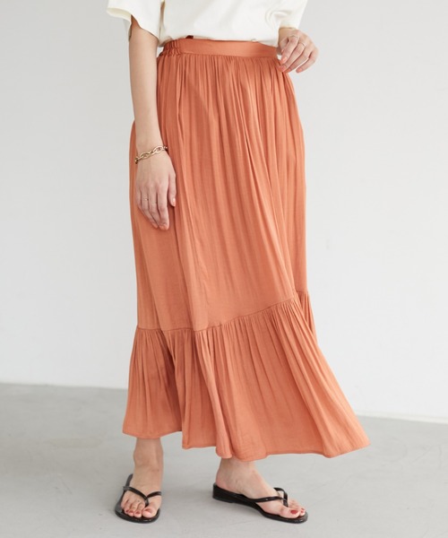 CRAFT STANDARD BOUTIQUE(クラフトスタンダードブティック)の「ワッシャーサテンペプラムスカート *◇(スカート・レディース・チャコールグレー/オレンジ/ブラウン/ネイビー/ベージュ・M/L)」の5枚目の写真