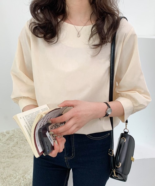 ABITOKYO(アビトーキョー)の「五分袖ボートネックブラウス(シャツ/ブラウス・レディース・ホワイト/ベージュ/ライトグレー/サックスブルー/ネイビー・FREE)」の21枚目の写真