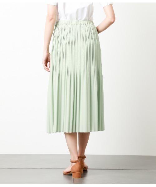 NEWYORKER（ニューヨーカー）の「チリメンジョーゼット プリーツスカート（スカート・レディース・ライトグリーン/ベージュ・7号/11号/9号）」の4枚目の写真