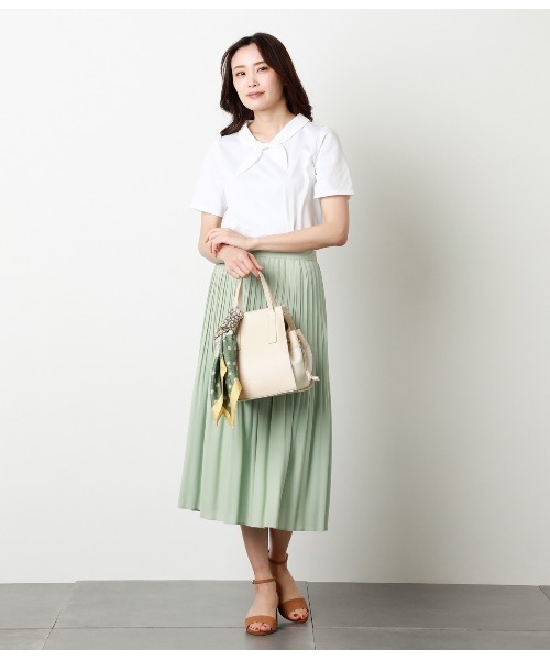 NEWYORKER（ニューヨーカー）の「チリメンジョーゼット プリーツスカート（スカート・レディース・ライトグリーン/ベージュ・7号/11号/9号）」の3枚目の写真