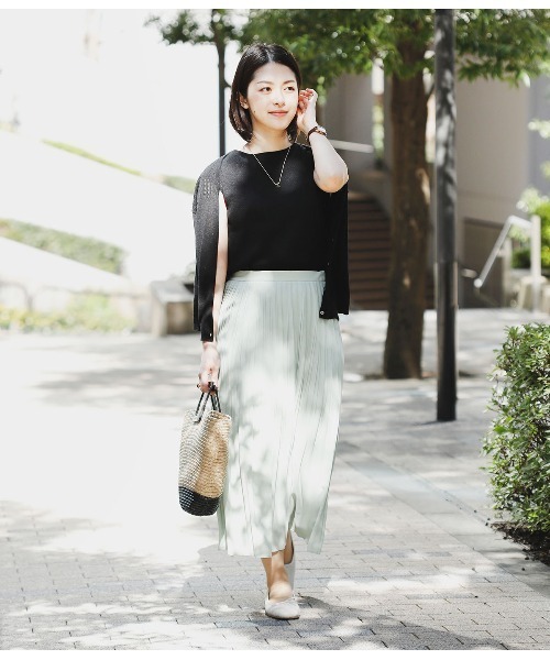 NEWYORKER（ニューヨーカー）の「チリメンジョーゼット プリーツスカート（スカート・レディース・ライトグリーン/ベージュ・7号/11号/9号）」の5枚目の写真