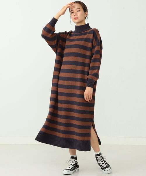 CAROLINA GLASER(カロリナ グレイサー)の「CAROLINA GLASER / ニット ボーダーワンピース(ワンピース・レディース・ネイビー/オフホワイト・ONE SIZE)」の3枚目の写真