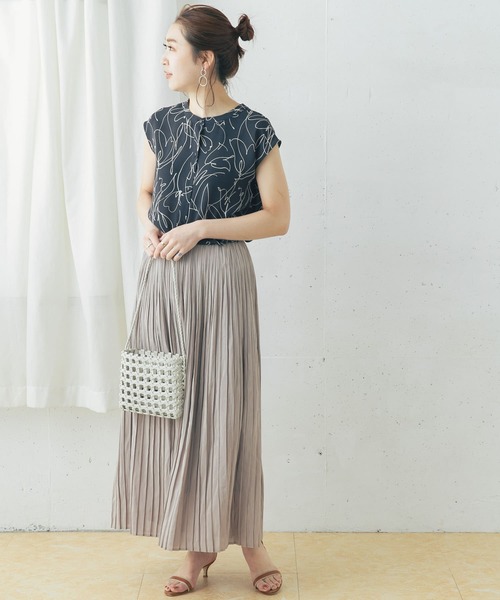 URBAN RESEARCH ROSSO(アーバンリサーチロッソ)の「シアープリーツスカート(スカート・レディース・オレンジ/グレー系その他/パープル系その他・FREE)」の12枚目の写真