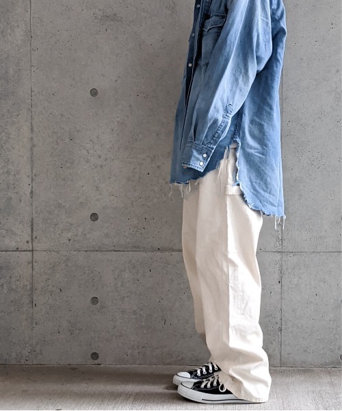 Lee(リー)の「Lee/リー デニム&カラーデニム ストレートペインターパンツ(その他パンツ・レディース・アイボリー/インディゴブルー・SMALL/MEDIUM)」の15枚目の写真