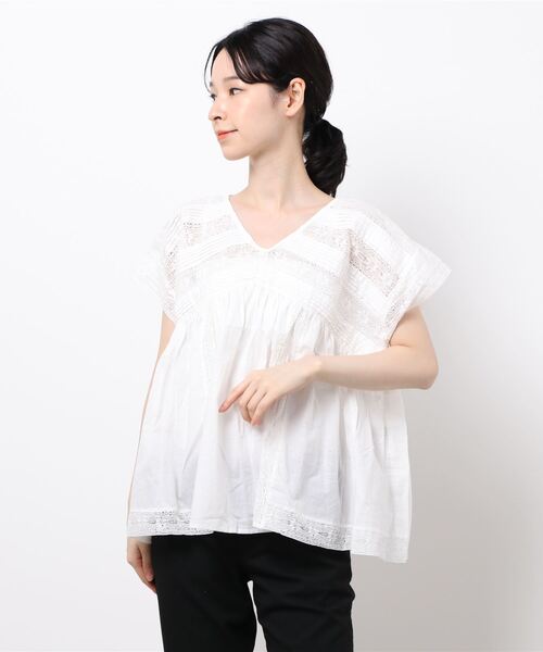 Samansa Mos2(サマンサ モスモス)の「ピンタックレース前後着ブラウス(シャツ/ブラウス・レディース・レッド/ブラック/オフホワイト・フリ-)」の6枚目の写真