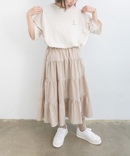 nemne store(ネンネストア)の「風にゆられるティアードロングスカート(スカート・レディース・グレー/カーキ/アイボリー・フリー)」の16枚目の写真
