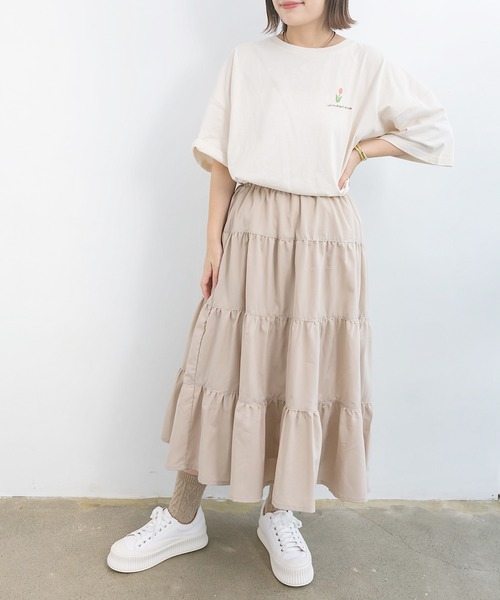nemne store(ネンネストア)の「風にゆられるティアードロングスカート(スカート・レディース・グレー/カーキ/アイボリー・フリー)」の17枚目の写真