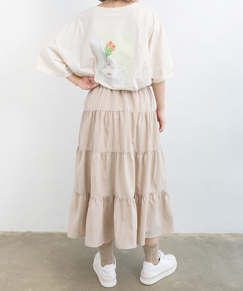 nemne store(ネンネストア)の「風にゆられるティアードロングスカート(スカート・レディース・グレー/カーキ/アイボリー・フリー)」の8枚目の写真