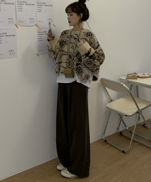 ABITOKYO(アビトーキョー)の「花柄ジャカードプルオーバー(ニット/セーター・レディース・ブラック/ベージュ・FREE)」の15枚目の写真