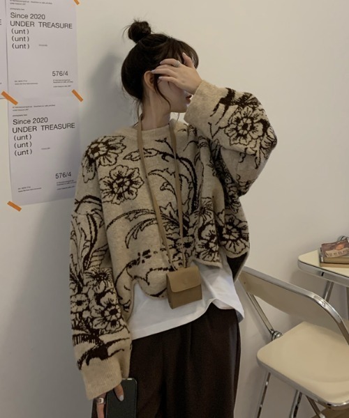 ABITOKYO(アビトーキョー)の「花柄ジャカードプルオーバー(ニット/セーター・レディース・ブラック/ベージュ・FREE)」の6枚目の写真