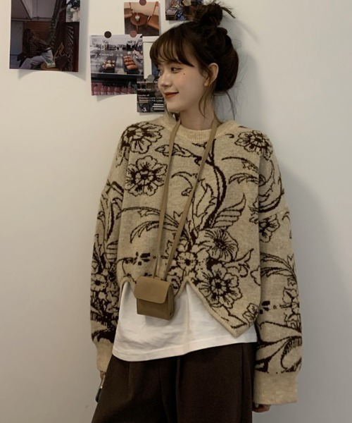 ABITOKYO(アビトーキョー)の「花柄ジャカードプルオーバー(ニット/セーター・レディース・ブラック/ベージュ・FREE)」の3枚目の写真